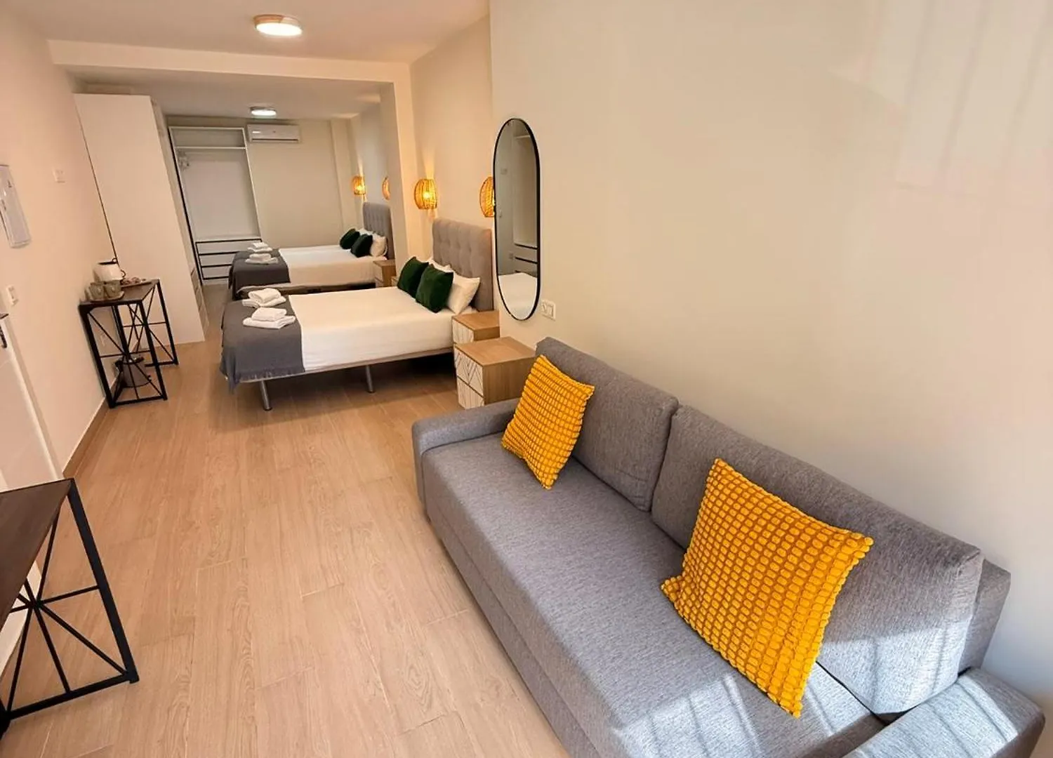 Ola Malaga Hotel
