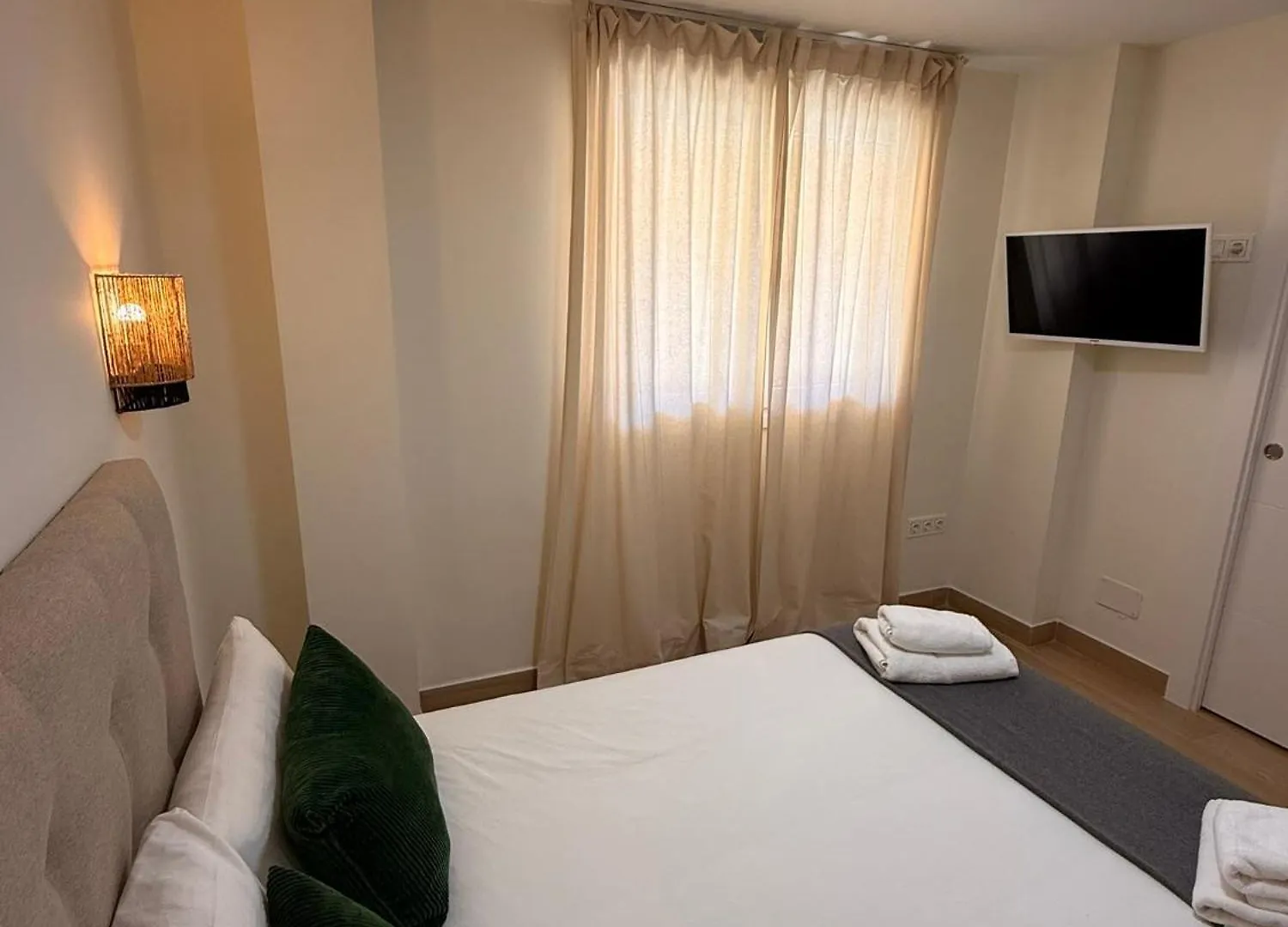 Ola Malaga Hotel 0*,  Spanje